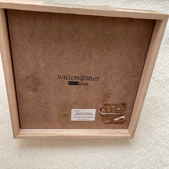 Frame - Picture 4 of 4